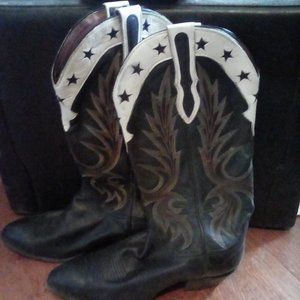 Larry Mahan cowgirl boots. Size 7.5, black